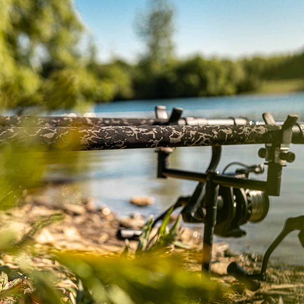 Sonik Xtractor+ Dark Camo Karpfenrute – Ansicht 6